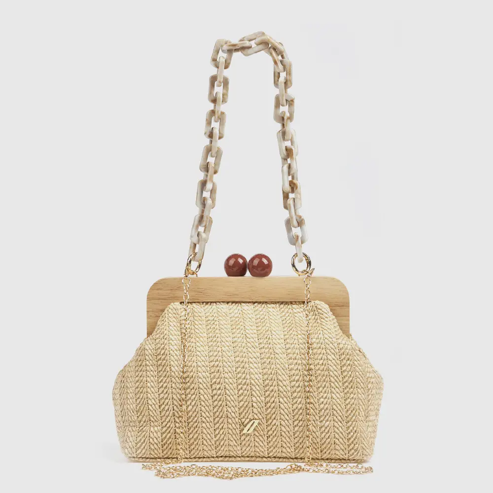 Γυναικείο τσαντάκι αμπιγιέ Verde από ψάθα εκρού με αλυσίδα ρητίνης και χρυσή αλυσίδα ώμου