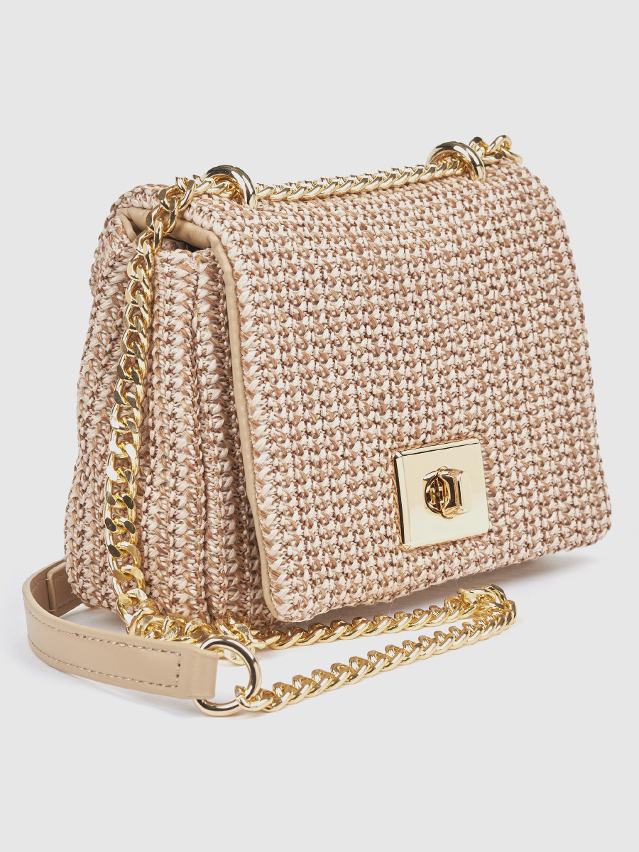 Χρυσό γυναικείο τσαντάκι αμπιγιέ Verde με πλεκτή υφή και αλυσίδα