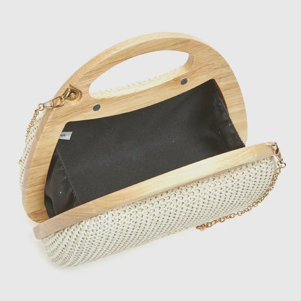 Εκρού γυναικείο βραδινό τσαντάκι Verde με πλεκτή υφή και χρυσή αλυσίδα