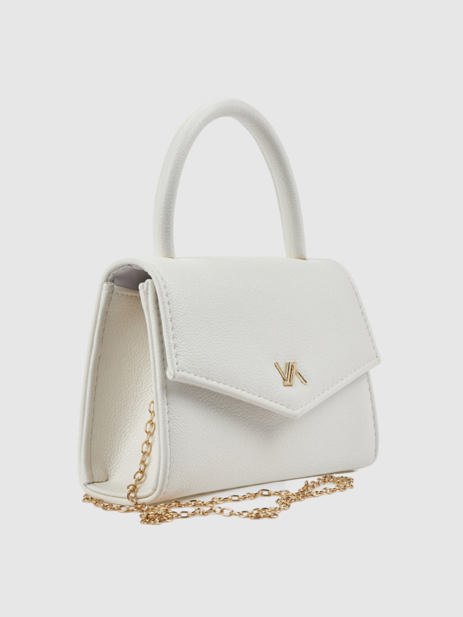 Τσαντάκι Verde 01-0002136 εκρού — πλαϊνή διαγώνια όψη με pebbled grain υφή, cylindrical top handle και χρυσή αλυσίδα ώμου