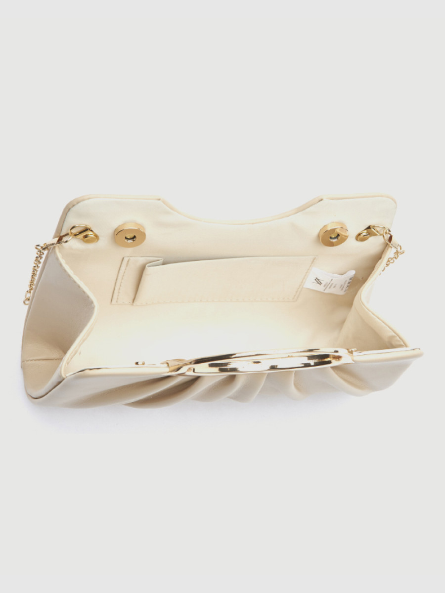 Γυναικείο τσαντάκι αμπιγιέ Verde μπεζ με μεταλλική λαβή