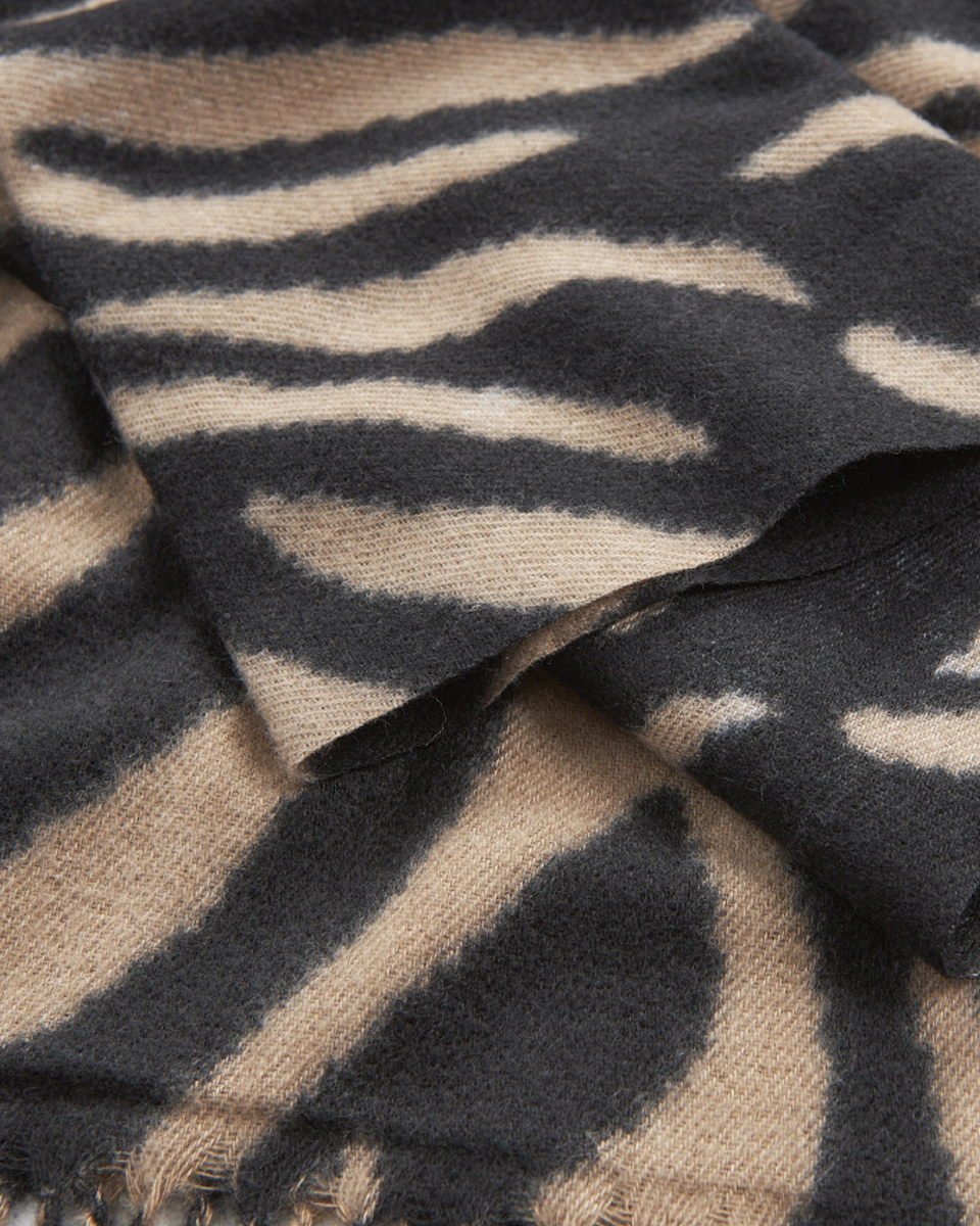 Γυναικείο κασκόλ καμηλό Verde 06-0001293