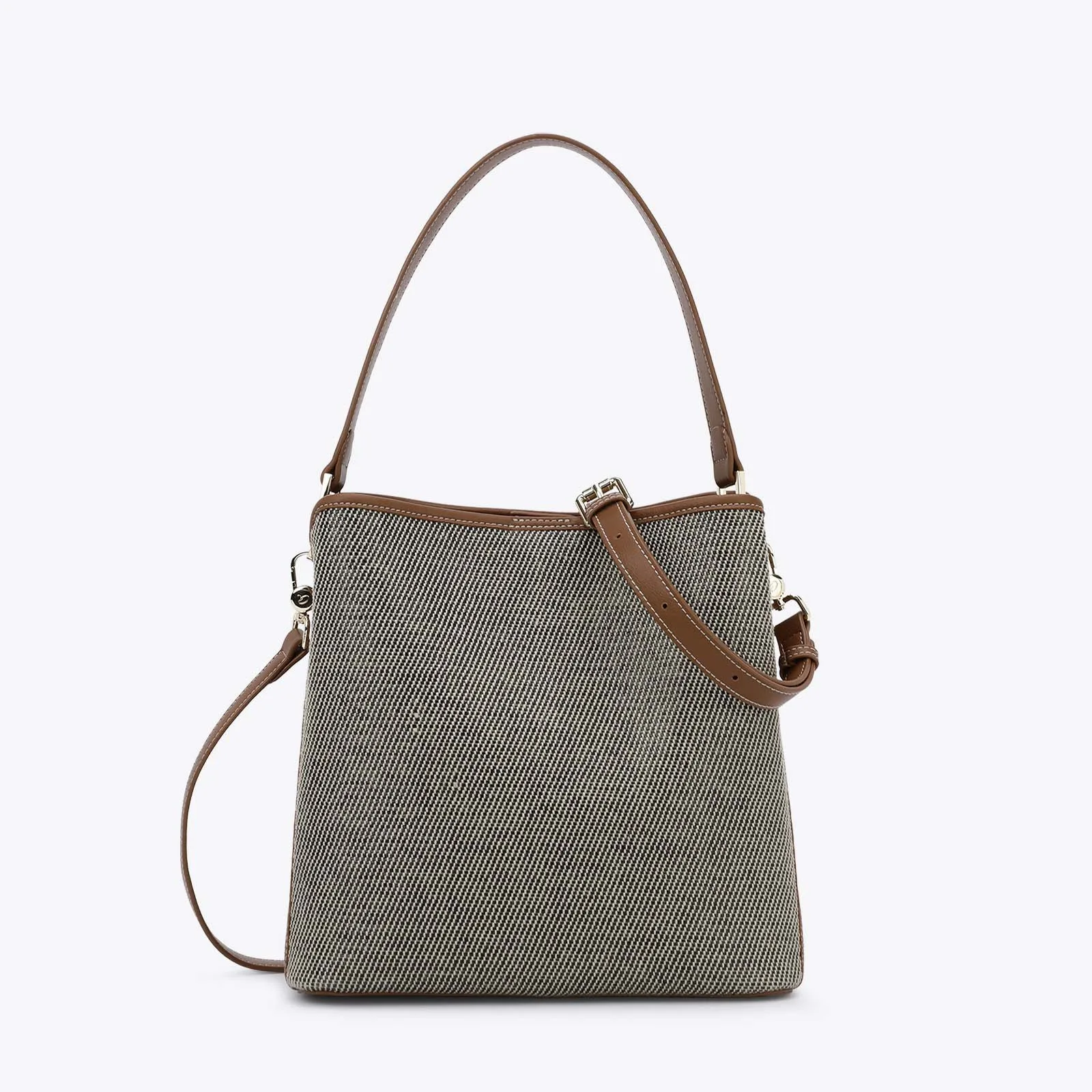 Axel μαύρη τσάντα ώμου με όψη ψάθας και ρυθμιζόμενο λουράκι