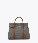 Axel μαύρη γυναικεία τσάντα χειρός Daraia με όψη ψάθας