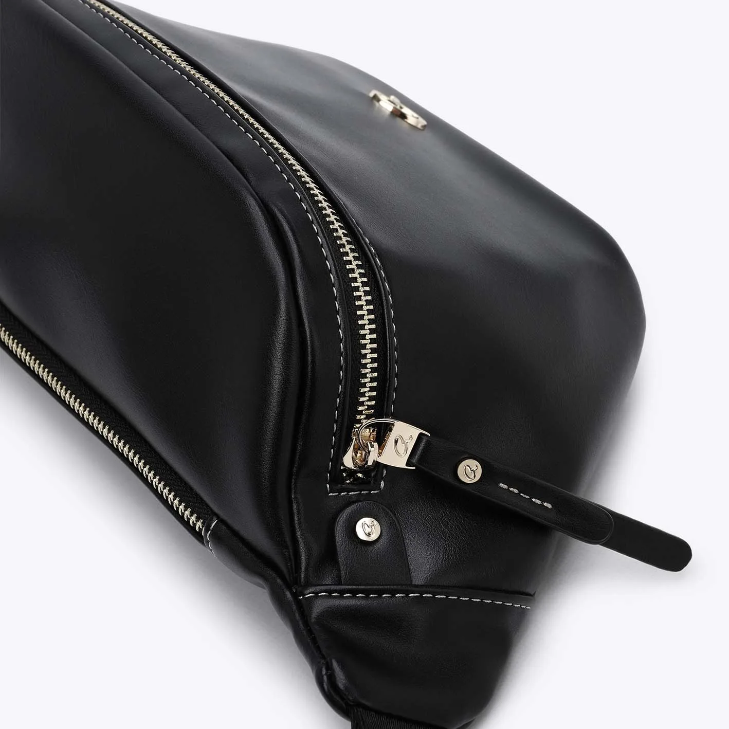 Axel μαύρη γυναικεία τσάντα μέσης 1021-0062