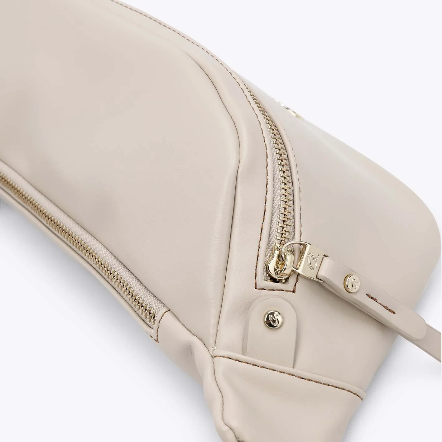 Axel εκρού γυναικεία τσάντα μέσης 1021-0062