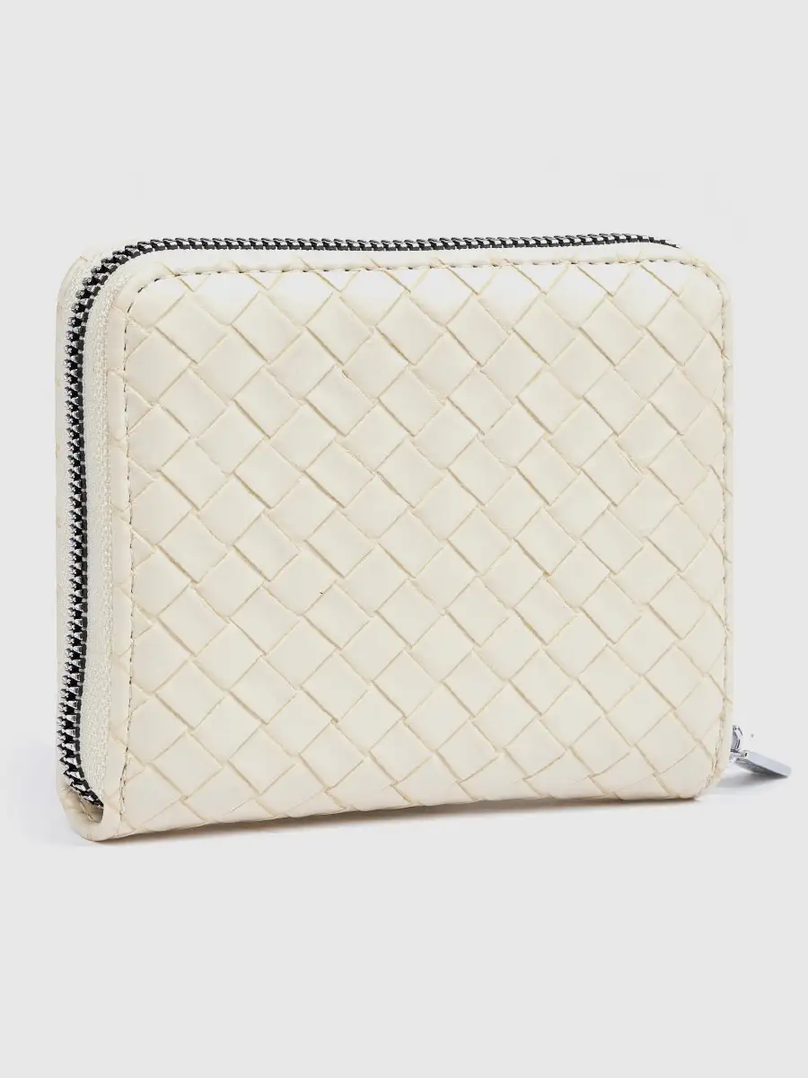 Γυναικείο εκρού πορτοφόλι Verde 18-0001626 με ανάγλυφη πλέξη και περιμετρικό φερμουάρ