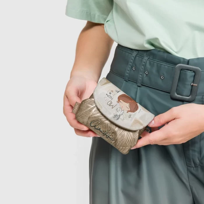 Γυναικείο πορτοφόλι Anekke με καλλιτεχνικό σχέδιο και πρακτικές θήκες