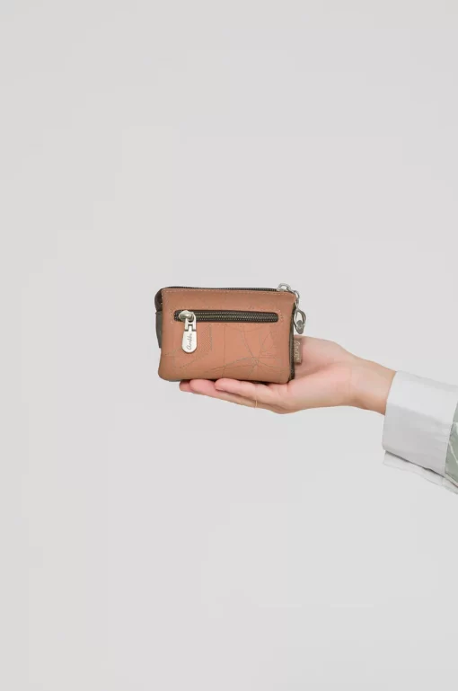Anekke Μικρό Γυναικείο Πορτοφόλι 3 θέσεων 42819-010