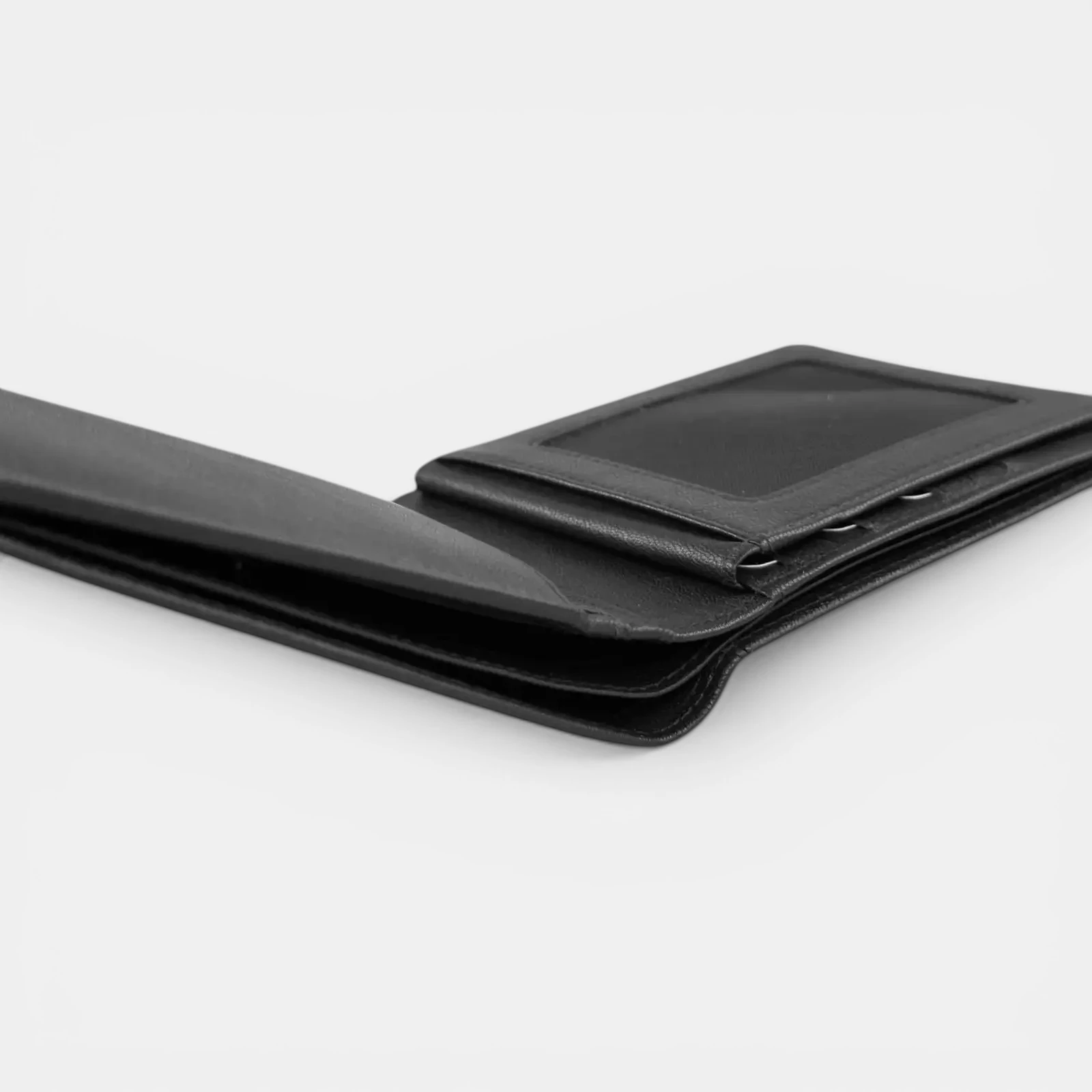 Ανδρικό δερμάτινο πορτοφόλι Guy Laroche 48001 σε μαύρο χρώμα με θήκη για κέρματα