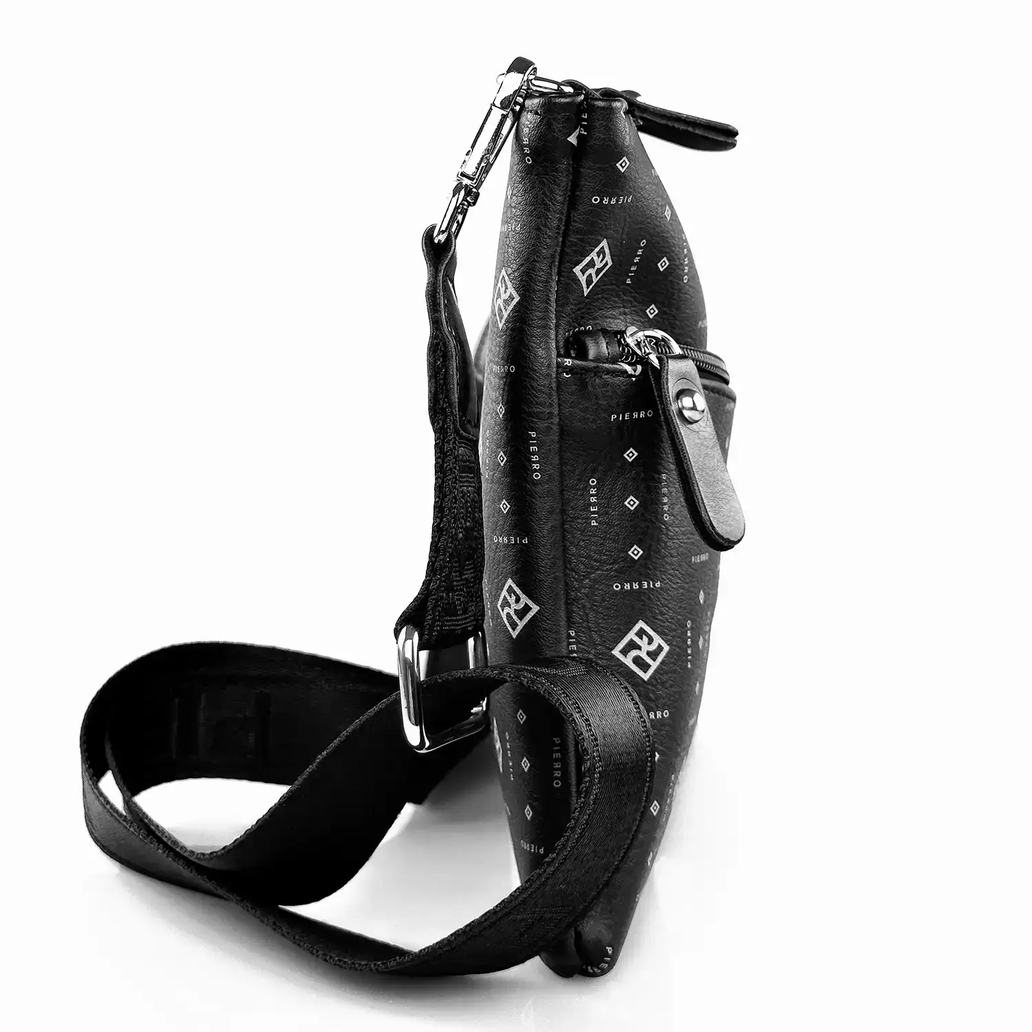 Γυναικεία τσάντα χιαστί Pierro Accessories 90881PM01 Monogram σε μαύρο χρώμα με εξωτερική τσέπη και φερμουάρ.