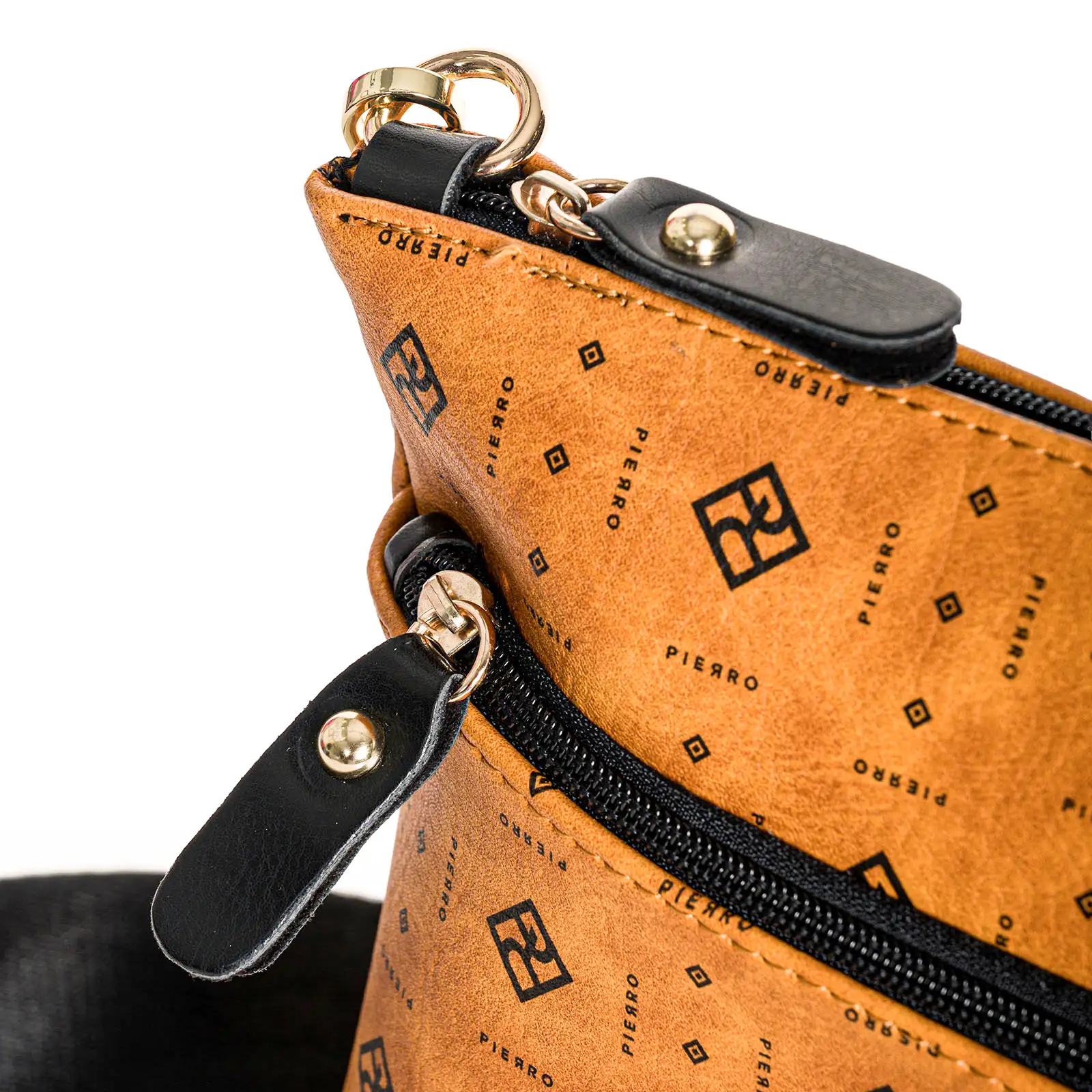 Γυναικεία τσάντα χιαστί Pierro Accessories 90881PM11 Monogram σε ταμπά χρώμα με εξωτερική τσέπη και φερμουάρ.