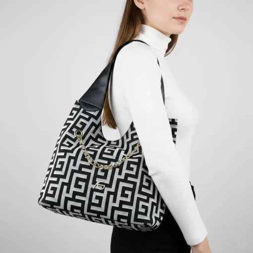 Ari Gorgio Γυναικεία τσάντα ώμου Μαύρη σε ύφασμα καμβά AG2312-01