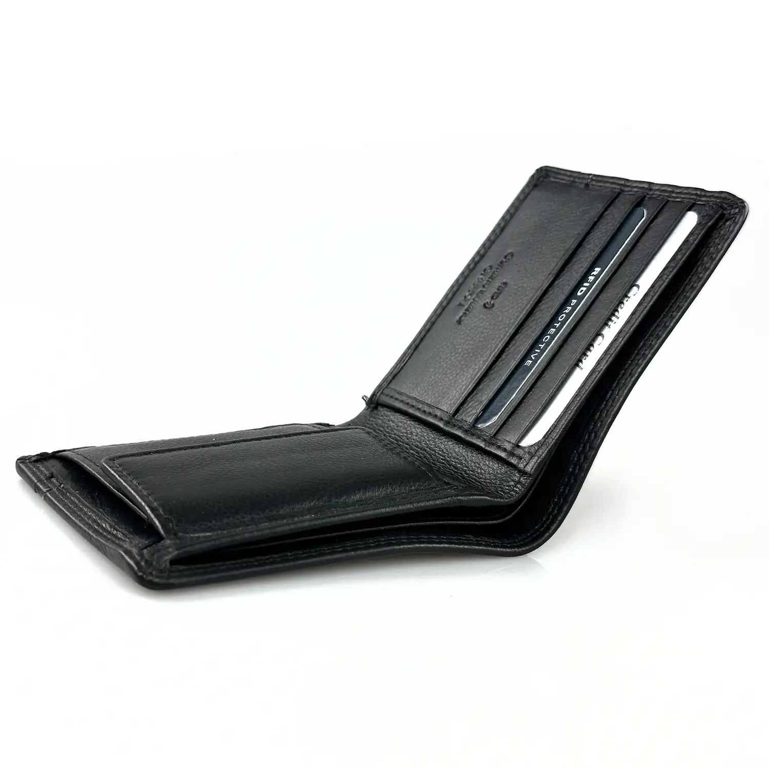 Δερμάτινο ανδρικό πορτοφόλι Calfnero C1349 σε μαύρο χρώμα με εσωτερική θήκη κερμάτων και κλασικό σχεδιασμό.