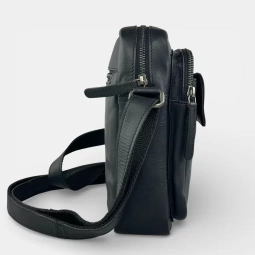 Δερμάτινη Τσάντα Ώμου Χιαστί Chesterfield Μαύρη C48.071400