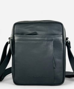 Δερμάτινη τσάντα ωμου The Chesterfield brand C48.095500