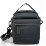 Ανδρική δερμάτινη τσάντα ώμου Chesterfield Brand σε καφέ χρώμα με πολλαπλές θέσεις