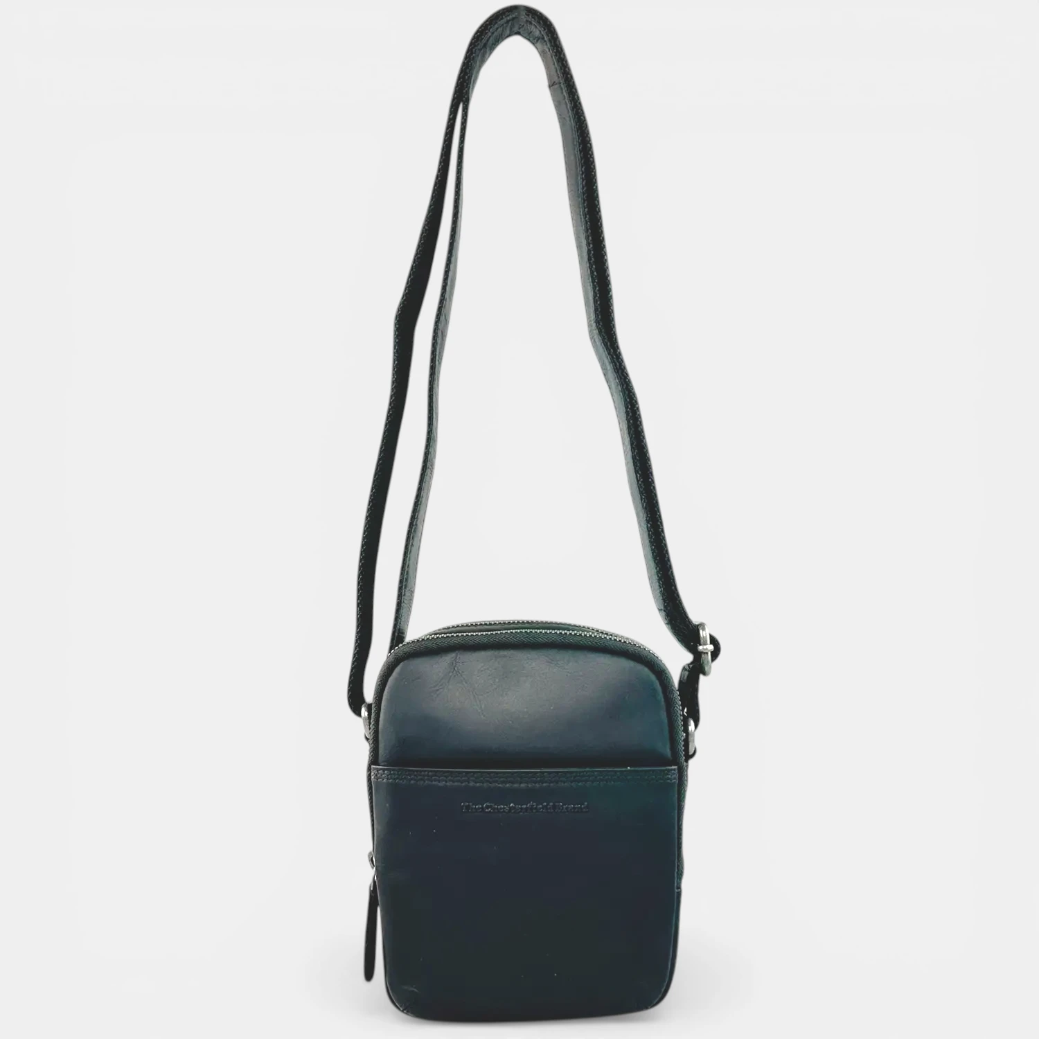 Ανδρική δερμάτινη τσάντα ώμου Chesterfield Brand σε μαύρο χρώμα με διπλό φερμουάρ