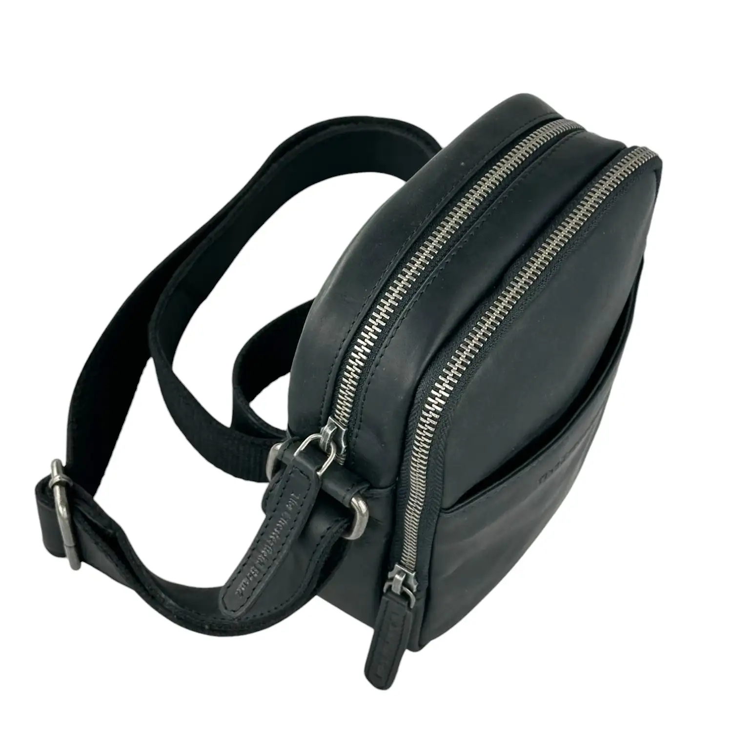 Ανδρική δερμάτινη τσάντα ώμου Chesterfield Brand σε μαύρο χρώμα με διπλό φερμουάρ