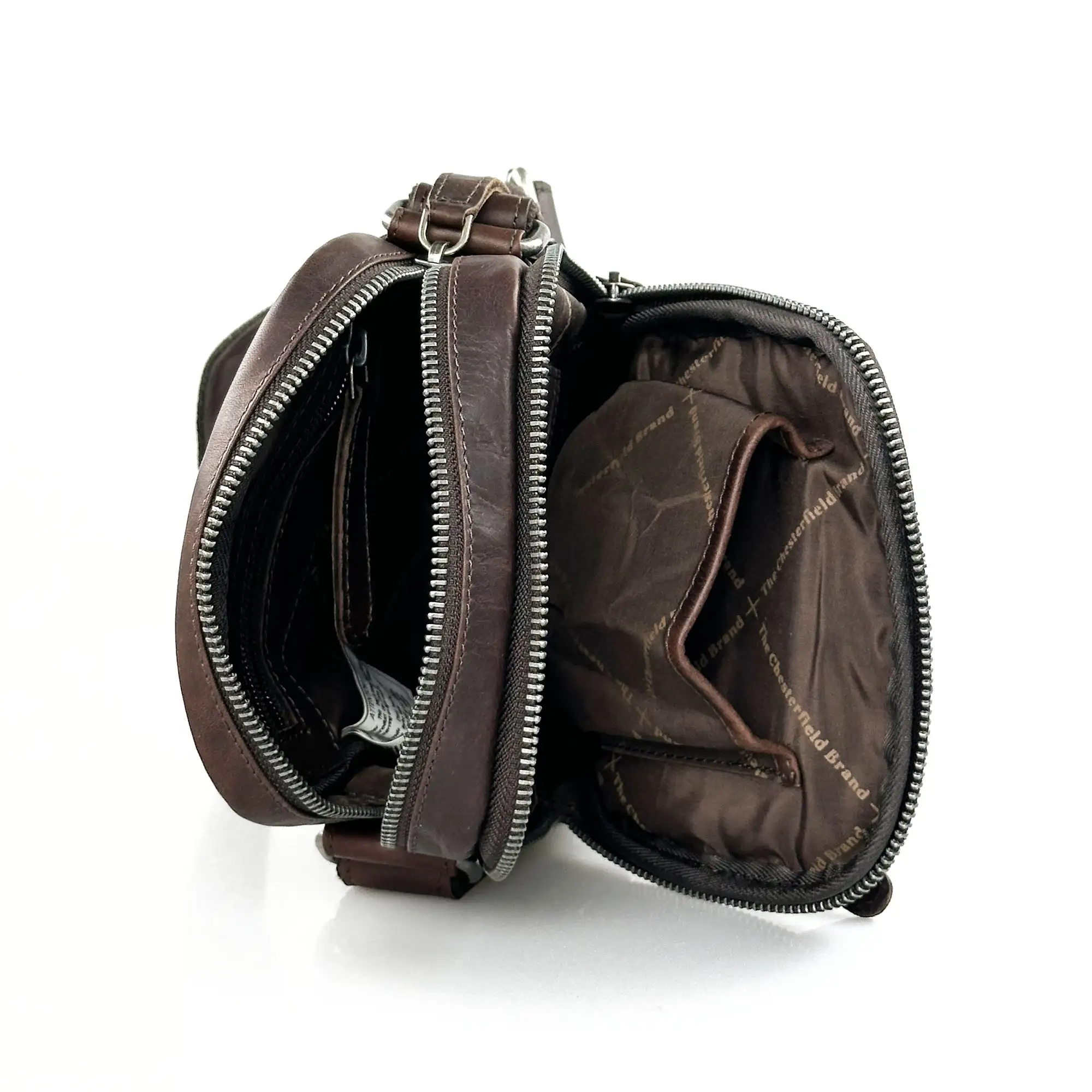 Ανδρική δερμάτινη τσάντα ώμου Chesterfield Brand σε καφέ χρώμα με διπλό φερμουάρ