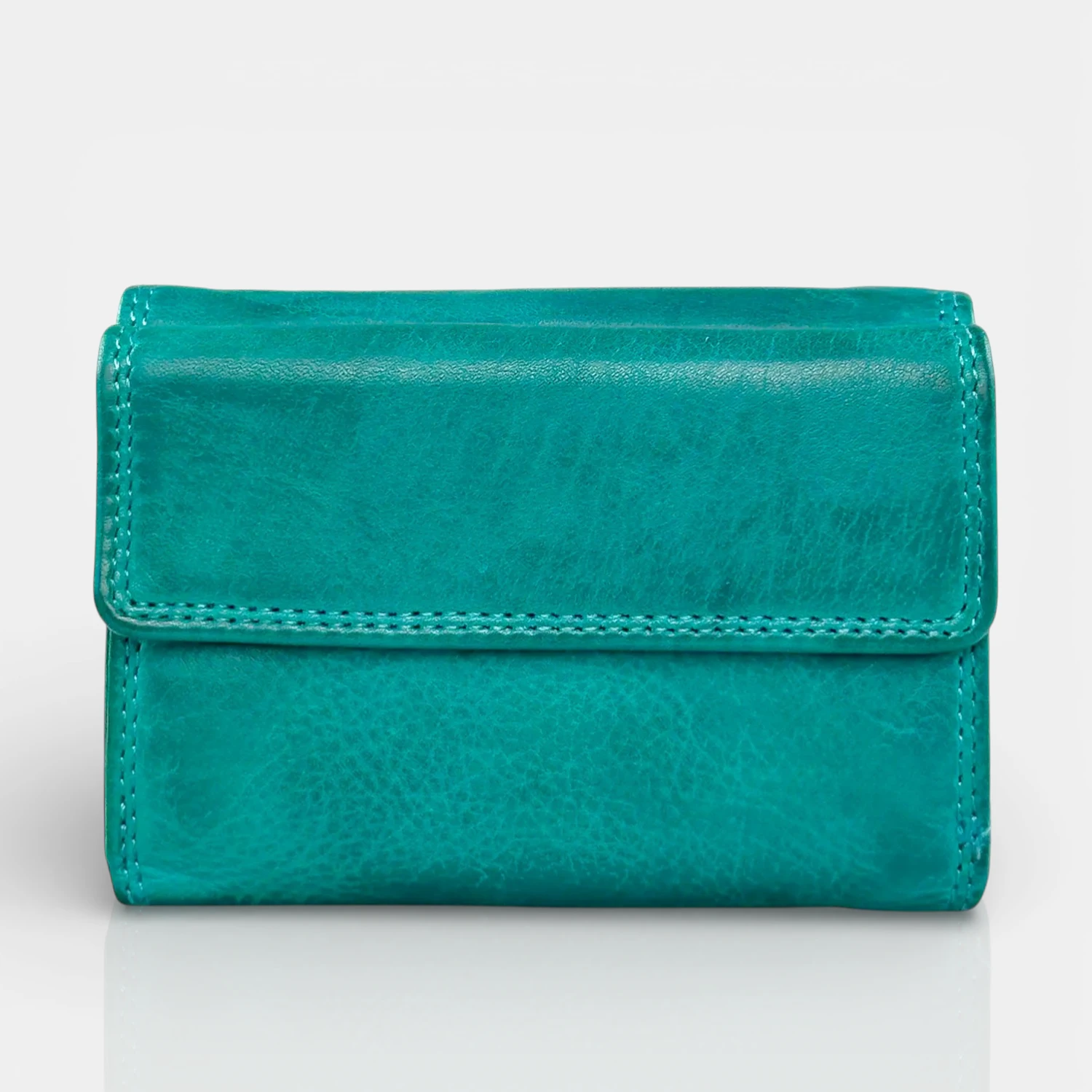 Γυναικείο δερμάτινο πορτοφόλι Calfnero C5035 σε τιρκουάζ απόχρωση με εξωτερική θήκη για κέρματα.