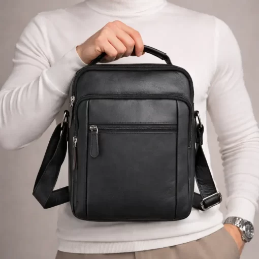 Δερμάτινη ανδρική τσάντα RCM Μαύρη H19