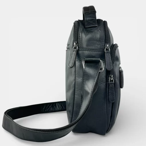 Δερμάτινη ανδρική τσάντα RCM Μαύρη H19