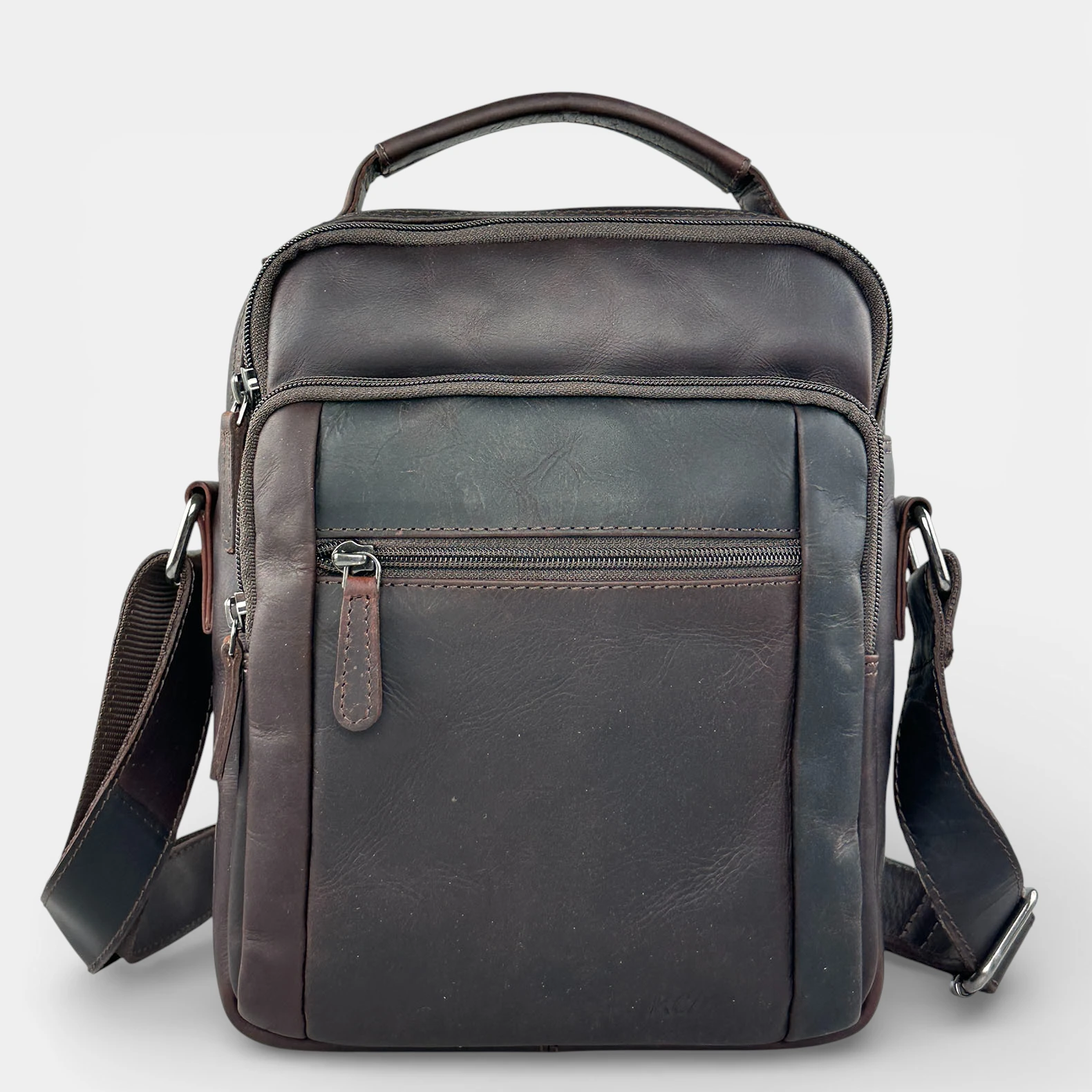 Ανδρική δερμάτινη τσάντα ώμου και χειρός RCM καφέ με πολλές θήκες και φερμουάρ