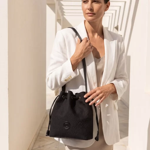 Γυναικεία Τσάντα Πουγκί Fragola Ψάθινη Μαύρο KA22