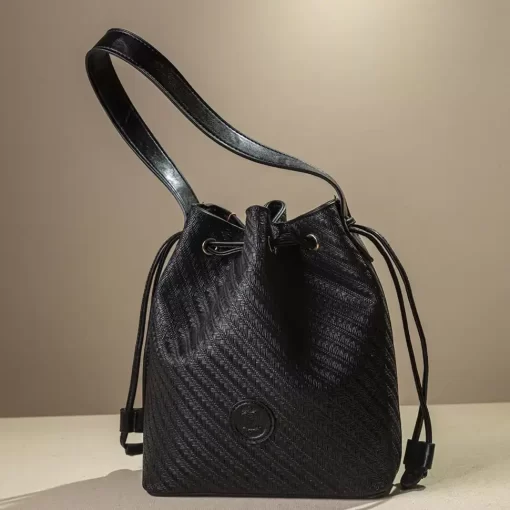 Γυναικεία Τσάντα Πουγκί Fragola Μαύρο KA22