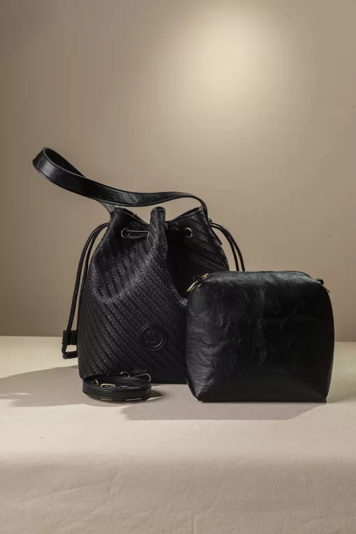 Γυναικεία Τσάντα Πουγκί Fragola Μαύρο KA22