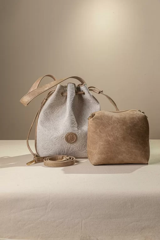 Γυναικεία Τσάντα Πουγκί Fragola Εκρού KA22