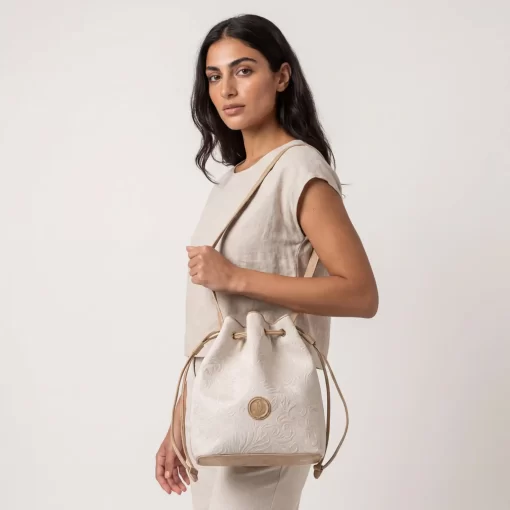 Γυναικεία Τσάντα Πουγκί Fragola Εκρού KA22