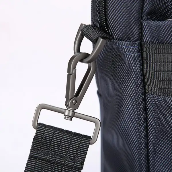 Ανδρική navy blue επαγγελματική τσάντα Nautica N2759 για laptop 15.6 ιντσών.