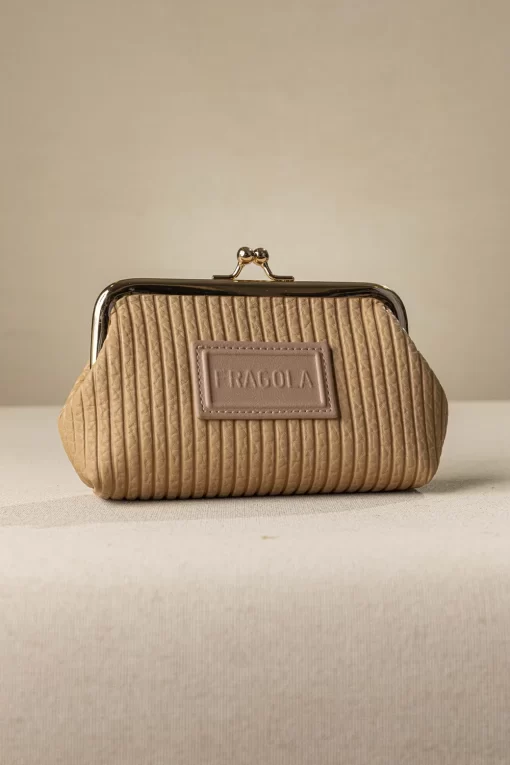 Κερματοθήκη πορτοφολάκι με στόμιο PC03-S-camel