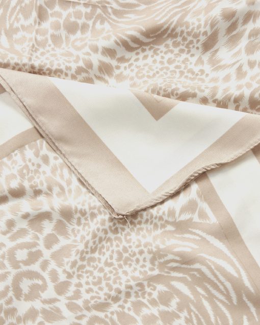 Verde Γυναικεία Εσάρπα 03-0002552 Animal Print Μπεζ